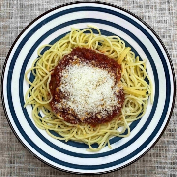 PL2. Spaghetti alla napolitana (con salsa de tomate casera) | Platos fuera de temporada